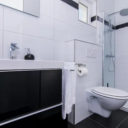 Black Apartment *