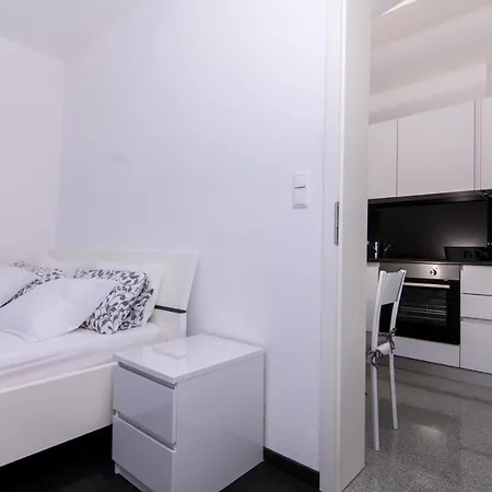 Apartment Black Trogir